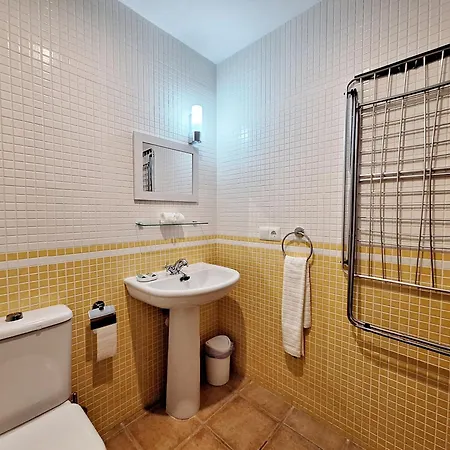 Al Andalus Hill Apartment *