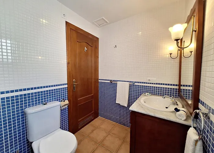 Al Andalus Hill * مْبيرا